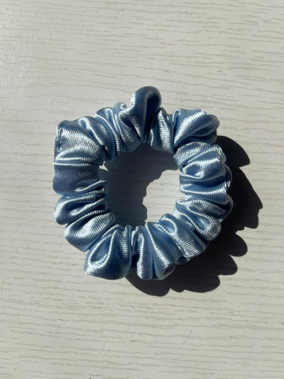 Scrunchie delgada