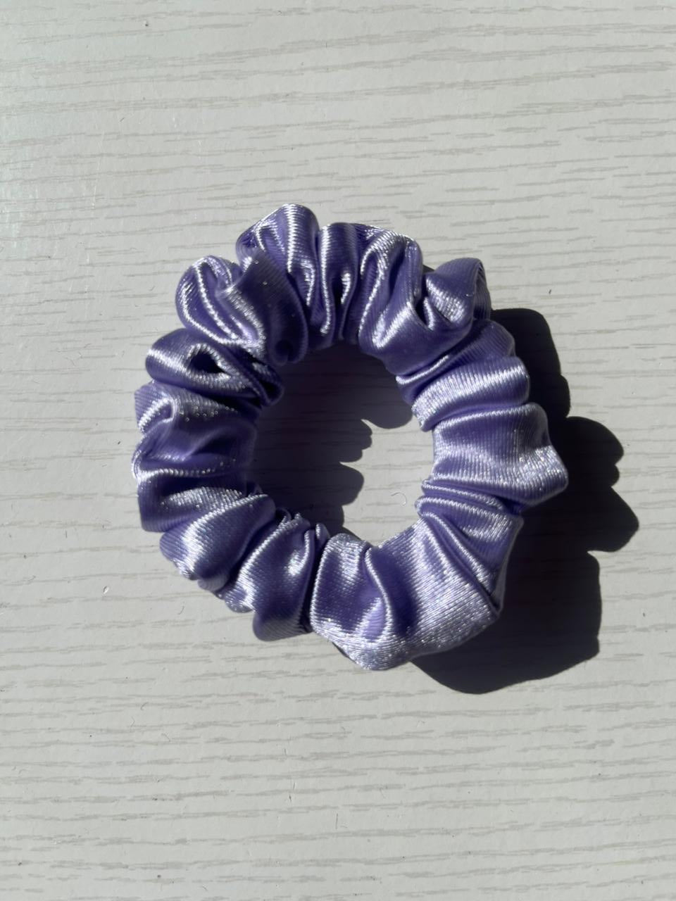 Scrunchie delgada