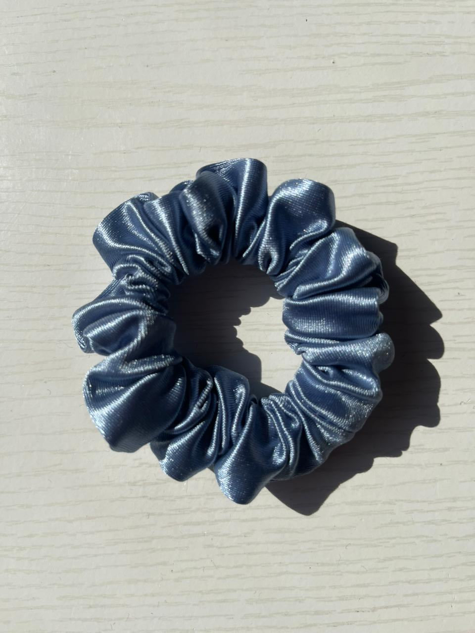 Scrunchie delgada